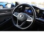 Volkswagen Golf 1.5 eTSI 150pk DSG ACC/Virtual/Panodak/Stoel&Stuurverwarming/PDCv+a/Carplay/Android/Navi/Lane.Assist/18"LM/IQLight