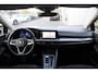 Volkswagen Golf 1.5 eTSI 150pk DSG ACC/Virtual/Panodak/Stoel&Stuurverwarming/PDCv+a/Carplay/Android/Navi/Lane.Assist/18"LM/IQLight
