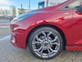 Ford Fiesta 1.0 EcoBoost ST-Line | Navi | Adaptive Cruise Control | Panoramadak | Verwarmbare Voorruit/Voorstoelen/Stuurwiel | 17" LMV | All Weather |