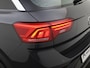 Volkswagen T-Roc 1.5TSI/150PK DSG · Navigatie · Parkeersensoren · Lane assist
