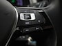 Volkswagen T-Roc 1.5TSI/150PK DSG · Navigatie · Parkeersensoren · Lane assist