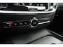 Volvo V60 2.0 B3 R-Design+Navigatie+Volleder+19"lmv+apple-carplay+camera+Stuur+stoel-verw+Elek-Klep / ORIG/NL+DEALER