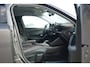 Peugeot 2008 1.2 PureTech Allure Pack AUTOMAAT | Gris Platinium | i-Cockpit/Carplay/Mirrorscreen