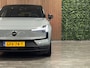 Volvo EX30 Single Motor Extended Range Ultra 69 kWh | 360° 3D Camera | Stoel en Stuurwielverwarming | Panoramadak | Harman Kardon | Elektrische voorstoelen | Adaptieve Cruise Control | Pilot Assist | BLIS Dode Hoek Detectie | Keyless Drive | Parkeersensoren voor+achter | 19 Inch | Privacy Glass | Google Infotainment | Elektrisch bedienbare achterklep | Electronic Climate Control 2-Zone | Indigo - Textiel / Nordico bekleding | Warmtepomp | Apple Carplay | Volvo On Call met mobiele App functie | Vapour Grey Metallic |