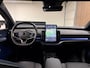Volvo EX30 Single Motor Extended Range Ultra 69 kWh | 360° 3D Camera | Stoel en Stuurwielverwarming | Panoramadak | Harman Kardon | Elektrische voorstoelen | Adaptieve Cruise Control | Pilot Assist | BLIS Dode Hoek Detectie | Keyless Drive | Parkeersensoren voor+achter | 19 Inch | Privacy Glass | Google Infotainment | Elektrisch bedienbare achterklep | Electronic Climate Control 2-Zone | Indigo - Textiel / Nordico bekleding | Warmtepomp | Apple Carplay | Volvo On Call met mobiele App functie | Vapour Grey Metallic |
