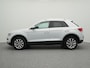Volkswagen T-Roc Style 1.0 TSI 115 PK | LED | Navigatie | Achteruitrijcamera | Trekhaak | Stoelverwarming |