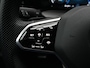 Volkswagen Golf R-Line 1.5 eTSI 150 PK | LED Plus | Stuur- Stoelverwarming | Trekhaak | Achteruitrijcamera |