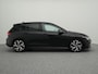 Volkswagen Golf R-Line 1.5 eTSI 150 PK | LED Plus | Stuur- Stoelverwarming | Trekhaak | Achteruitrijcamera |