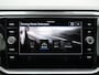 Volkswagen T-Roc R-Line 1.5 TSI 150 PK DSG | LED | Stoelverwarming | Achteruitrijcamera | 19 Inch Velgen |