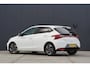 Hyundai i20 1.0 T-GDI Premium Sky 2022 Automaat MHEV Opendak Stoelverwarming Clima Airco 5 Deurs Navi Carplay Dodehoek