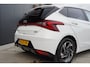 Hyundai i20 1.0 T-GDI Premium Sky 2022 Automaat MHEV Opendak Stoelverwarming Clima Airco 5 Deurs Navi Carplay Dodehoek