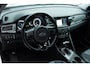 Kia Niro Hybrid 1.6 GDi ExecutiveLine 2017 Parelmoer wit Automaat Trekhaak Airco Clima Cruise control Carplay Lane assist
