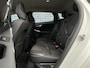 Volvo V40 T2 Nordic+ | Automaat | Navigatie | Cruise Control | High Performance Audio | Trekhaak | Stoelverwarming | LED Koplampen | Standkachel | Park Assist | Voorruit Verwarming | Climate Control | Volvo On Call
