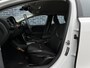 Volvo V40 T2 Nordic+ | Automaat | Navigatie | Cruise Control | High Performance Audio | Trekhaak | Stoelverwarming | LED Koplampen | Standkachel | Park Assist | Voorruit Verwarming | Climate Control | Volvo On Call
