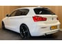 BMW 1-Serie 116i High Executive|M-STUUR|BLACK-WHITE EDITION|STOELVERWARMING|NAVIGATIE|AIRCO|CRUISE CONTROL|PDC V+A|LMV BLACK|MARGE