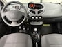 Renault Twingo 1.2-16V Dynamique 1e eigenaar!! Ongelofelijk netjes! | Airco | Elektrisch glazen panorama-dak | Isofix voor de rechter voorstoel en 2 buitenste zitplaatsen achter