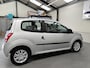 Renault Twingo 1.2-16V Dynamique 1e eigenaar!! Ongelofelijk netjes! | Airco | Elektrisch glazen panorama-dak | Isofix voor de rechter voorstoel en 2 buitenste zitplaatsen achter
