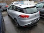 Renault Clio Estate 0.9 TCe Limited, trekhaak, ecc airco, 16 inch bi color,