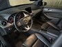 Mercedes-Benz B-klasse 180 AMG-Pakket NL auto | Lederen bekleding | Navi