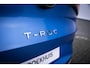 Volkswagen T-Roc Life First Edition | 'App-Connect' draadloze smartphone integratie | Automatische afstandsregeling (Adaptive Cruise Control) | Buitenspiegels elektrisch instel-, verwarm- en inklapbaar