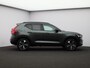 Volvo XC40 2.0 B4 Plus Dark / Panoramadak / Nubuck Bekleding / Harman Kardon / Elektrische Stoelen / BLIS / Stoel+Stuurverwarming /