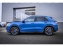 Volkswagen T-Roc Life First Edition | 'App-Connect' draadloze smartphone integratie | Automatische afstandsregeling (Adaptive Cruise Control) | Buitenspiegels elektrisch instel-, verwarm- en inklapbaar
