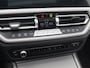 BMW 3-Serie 330e | Panoramadak | Harman Kardon | Apple Carplay | Leer | 19 Inch |