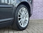 Volvo V50 2.0 Sport | 12 mnd BOVAG garantie | Trekhaak | Climate control | High Performance Audio | 17"lm velgen | automatisch dimmende binnenspiegel | Regensensor | Bluetooth | Dakrails |