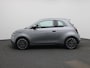 Fiat 500 500e 42 kWh La Prima | Climate Control / ECC | Licht metalen velgen 17 inch | Cruise control Standaard | Navigatie | Lederen bekleding beige | Stoelverwarming | LED koplampen | Park Distance Control voor en achter | Achteruitrijcamera |