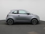 Fiat 500 500e 42 kWh La Prima | Climate Control / ECC | Licht metalen velgen 17 inch | Cruise control Standaard | Navigatie | Lederen bekleding beige | Stoelverwarming | LED koplampen | Park Distance Control voor en achter | Achteruitrijcamera |