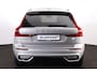 Volvo XC60 T6 Recharge AWD Plus Dark - Panorama/schuifdak - IntelliSafe Assist & Surround - Harman/Kardon audio - Adaptieve LED koplampen - Verwarmde voorstoelen, stuur & achterbank - Parkeersensoren voor & achter - Elektr. bedienb. voorstoelen met geheugen - Draadloze tel. lader - Standkachel - Extra getint glas - 19' LMV