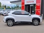 Toyota Yaris Cross 1.5 HYBRID 130 DYNAMIC COMFORT PACK NIEUW DIRECT LEVERBAAR STOEL- STUUR- EN VOORRUITVERWARMING PDC BLIND SPOT