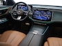 Mercedes-Benz E-klasse 300 e AMG Line | Night | Panoramadak | Achteruitrijcamera | Stoelverwarming |