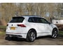 Volkswagen Tiguan 1.4 TSI eHybrid R-Line Business+ | IQ | Pano | Trekhaak | Carplay