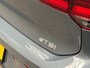 Volkswagen Golf 1.5 eTSI Sport Automaat (APPLE CARPLAY, 4 CILINDER, GROOT NAVI, STUUR/STOELVERWARMING, CAMERA, SPORTSTOELEN, KEYLESS, PARKEERSENSOREN, NIEUWSTAAT)