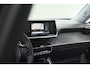Peugeot 2008 PureTech 130 EAT8 Allure Pack | Trekhaak | Camera | Navigatie | Parkeersensoren
