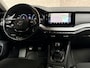 Skoda Octavia Combi 1.5 TSI First Edition 150Pk (VIRTUAL COCKPIT, BLACK PACK, APPLE CARPLAY, GROOT NAVI, CAMERA, SPORTSTOELEN, GETINT GLAS, LED KOPLAMPEN, PARKEERSENSOREN, NIEUWE APK, NIEUWSTAAT)