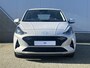 Hyundai i10 1.0 Premium / Luxe licht interieur / Navigatie / Apple & Android Carplay / Achteruitrijcamera / Parkeersensoren achter / Elektrische ramen voor & achter /