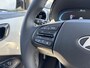 Hyundai i10 1.0 Premium / Luxe licht interieur / Navigatie / Apple & Android Carplay / Achteruitrijcamera / Parkeersensoren achter / Elektrische ramen voor & achter /