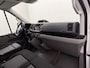 Volkswagen Crafter 2.0TDI 177PK Automaat Bakwagen | Laadklep | 3500Kg Trekhaak | Navigatie | Airco | Cruise | 3-Zits