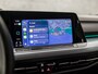 Volkswagen Golf 1.0 TSI Sportline (APPLE CARPLAY, GROOT NAVI, SFEERVERLICHTING, KEYLESS, GETINT GLAS, SPORTSTOELEN, PARKEERSENSOREN, LM VELGEN, ADAPTIVE CRUISE, NIEUWSTAAT)