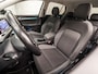 Volkswagen Golf 1.0 TSI Sportline (APPLE CARPLAY, GROOT NAVI, SFEERVERLICHTING, KEYLESS, GETINT GLAS, SPORTSTOELEN, PARKEERSENSOREN, LM VELGEN, ADAPTIVE CRUISE, NIEUWSTAAT)