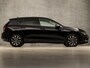 Volkswagen Golf 1.0 TSI Sportline (APPLE CARPLAY, GROOT NAVI, SFEERVERLICHTING, KEYLESS, GETINT GLAS, SPORTSTOELEN, PARKEERSENSOREN, LM VELGEN, ADAPTIVE CRUISE, NIEUWSTAAT)