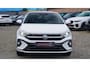Volkswagen Taigo 1.0 TSI R-Line Business | Panorama | Stoelverwarming | Camera | Lane Assist | Digital dashboard