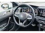 Volkswagen Taigo 1.0 TSI R-Line Business | Panorama | Stoelverwarming | Camera | Lane Assist | Digital dashboard