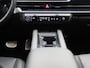 Hyundai Ioniq 6 77,4 kWh Balance | Verwarmd stuurwiel | Verwarmde achterbank | Zwarte binnenhemel | Geventileerde voorstoelen | Bestuurdersstoel met geheugen | Bose speakersysteem | Privacy glass | Head up display | Climate Control / ECC | Licht metalen velgen 19 inch | Cruise control Adaptive | Navigatie | Lederen bekleding zwart | Park Distance Control voor en achter | Achteruitrijcamera |