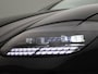 Hyundai Ioniq 6 77,4 kWh Balance | Verwarmd stuurwiel | Verwarmde achterbank | Zwarte binnenhemel | Geventileerde voorstoelen | Bestuurdersstoel met geheugen | Bose speakersysteem | Privacy glass | Head up display | Climate Control / ECC | Licht metalen velgen 19 inch | Cruise control Adaptive | Navigatie | Lederen bekleding zwart | Park Distance Control voor en achter | Achteruitrijcamera |