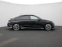 Hyundai Ioniq 6 77,4 kWh Balance | Verwarmd stuurwiel | Verwarmde achterbank | Zwarte binnenhemel | Geventileerde voorstoelen | Bestuurdersstoel met geheugen | Bose speakersysteem | Privacy glass | Head up display | Climate Control / ECC | Licht metalen velgen 19 inch | Cruise control Adaptive | Navigatie | Lederen bekleding zwart | Park Distance Control voor en achter | Achteruitrijcamera |