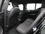 Volvo XC40 Recharge Extended Range Core | Elektr. bed. achterklep | Climate Control / ECC | Licht metalen velgen 19 inch | Cruise control | Navigatie | Stoelverwarming | LED koplampen | Park Distance Control voor en achter | Achteruitrijcamera | Dakrailing |