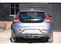 Volvo V40 2.0 T2 Kinetic Camera/Parkeersensor v,a/Navigatie/Trekhaak
